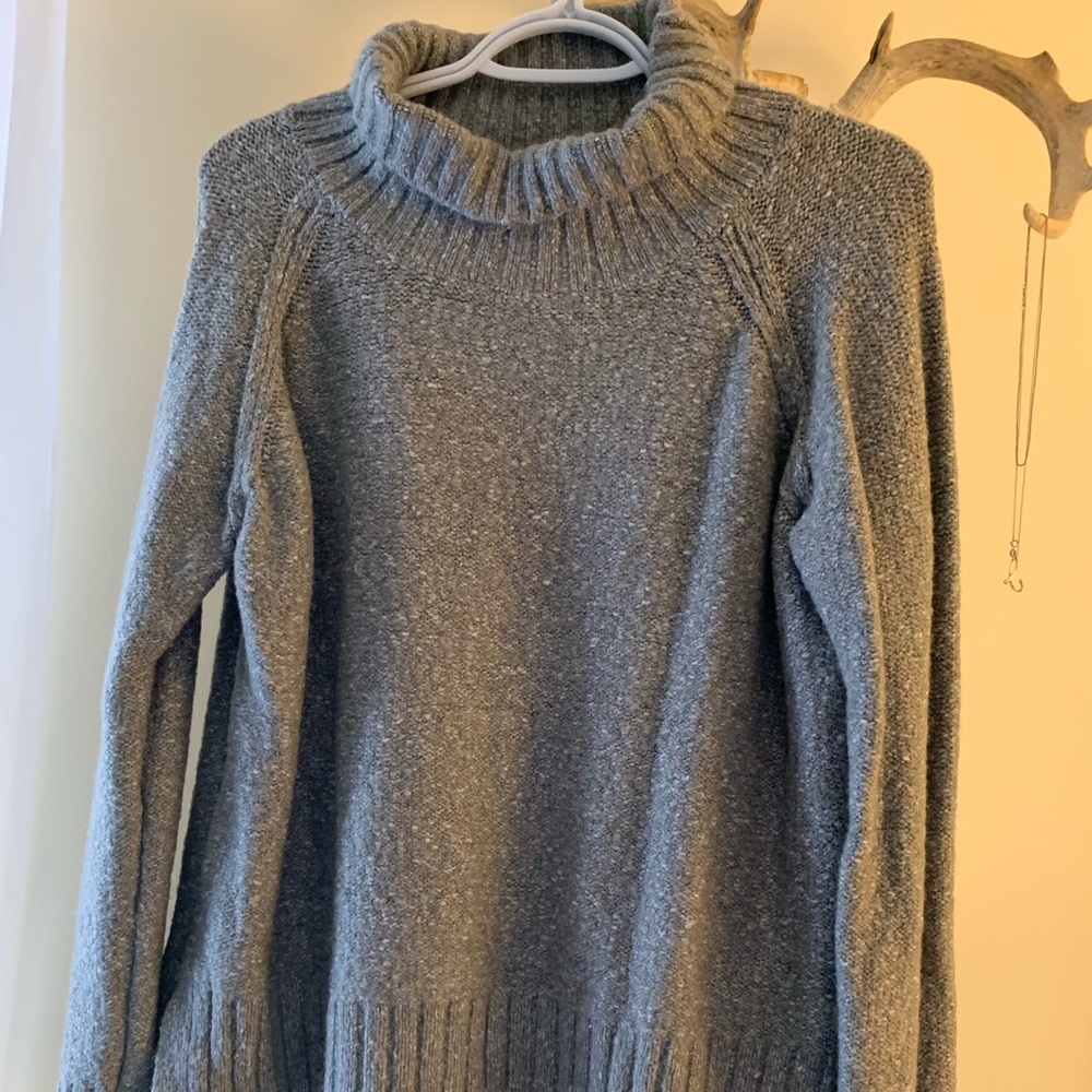 HM Sweater.